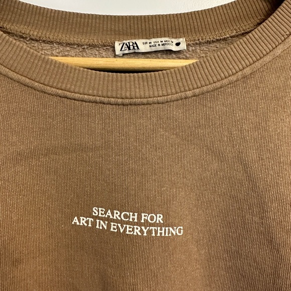 GRAPHIC CREWNECK SWEATER - Brown with text “Search for Art in Everything” - Picture 2 of 5